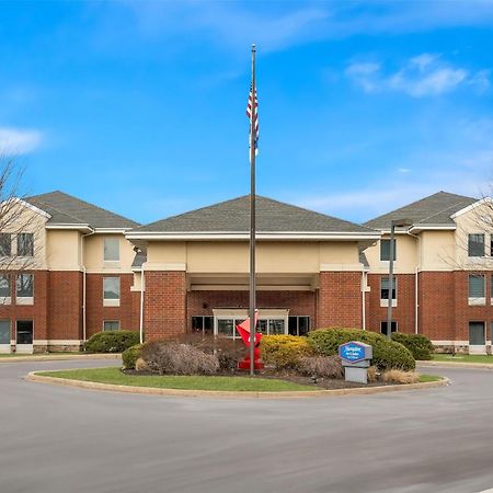 Hampton Inn & Suites Newtown Yardley Экстерьер фото